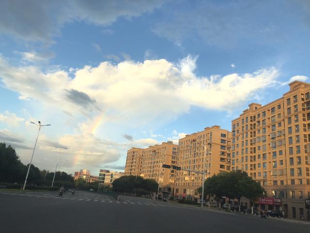 专家忠告：未来3年内，工资低于2万的朋友，请放弃买房念头