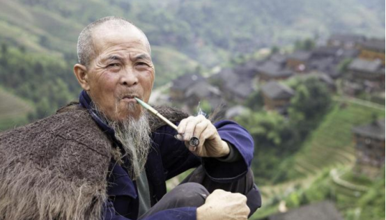 明年開始, 農村這3類人領不到養老金了, 再窮也沒用, 希望沒有你