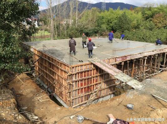 恨嫁女狂砸41万建两层小别墅招上门女婿, 完工后门槛都被媒婆踏破