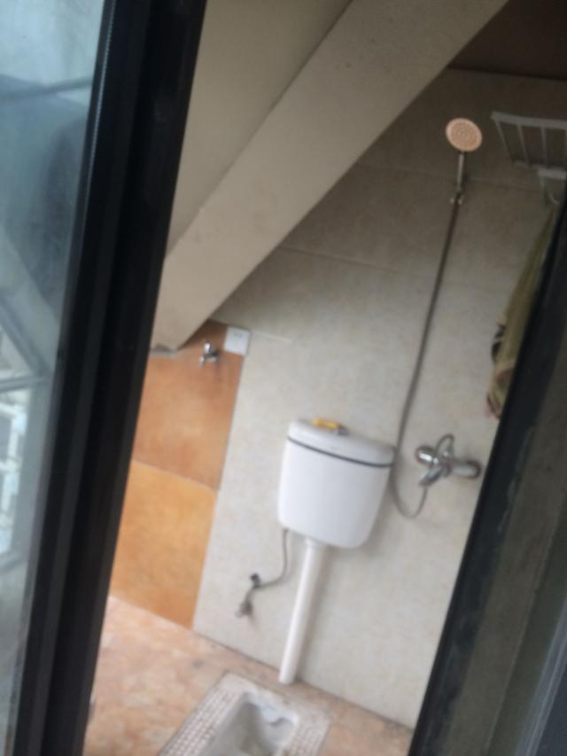 房子是租来的，但生活不是，知足常乐，好彩自然来