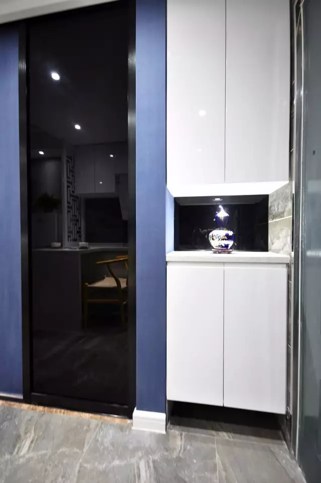 49平的新中式风小户型公寓，素雅而又有禅意