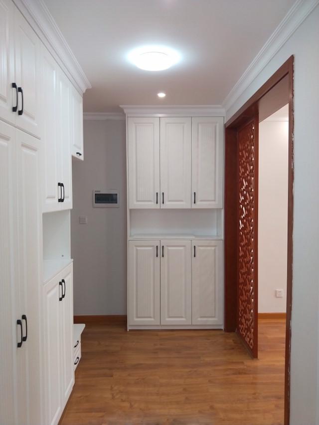 新房硬装装修完工，花了2000元做的电视背景墙真漂亮，晒晒