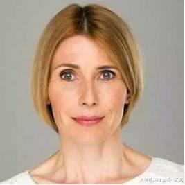 女人过了40岁，尽量别留这2种发型，又土又“显老”