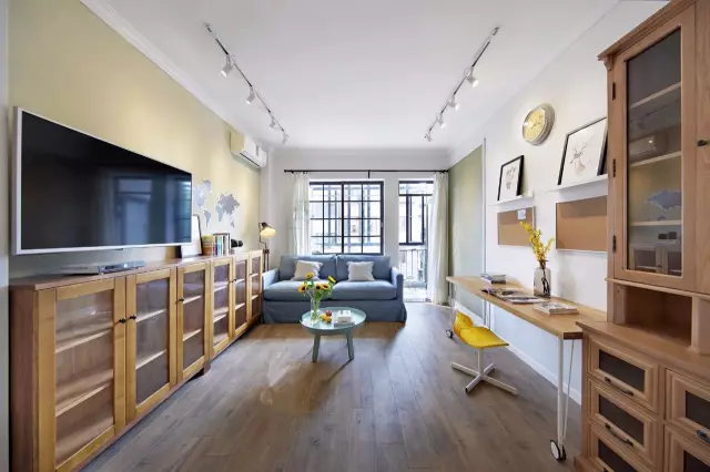 家里的小户型没地方做书房？挤我都要在这里挤个出来