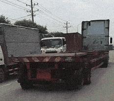 妹子，你这是要成仙吗，还真是有模有样的！