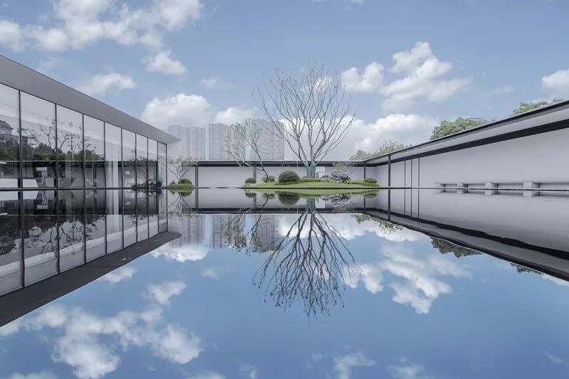 4.7亿！“工科男”大家房产拿下“宇宙中心”月度销冠！