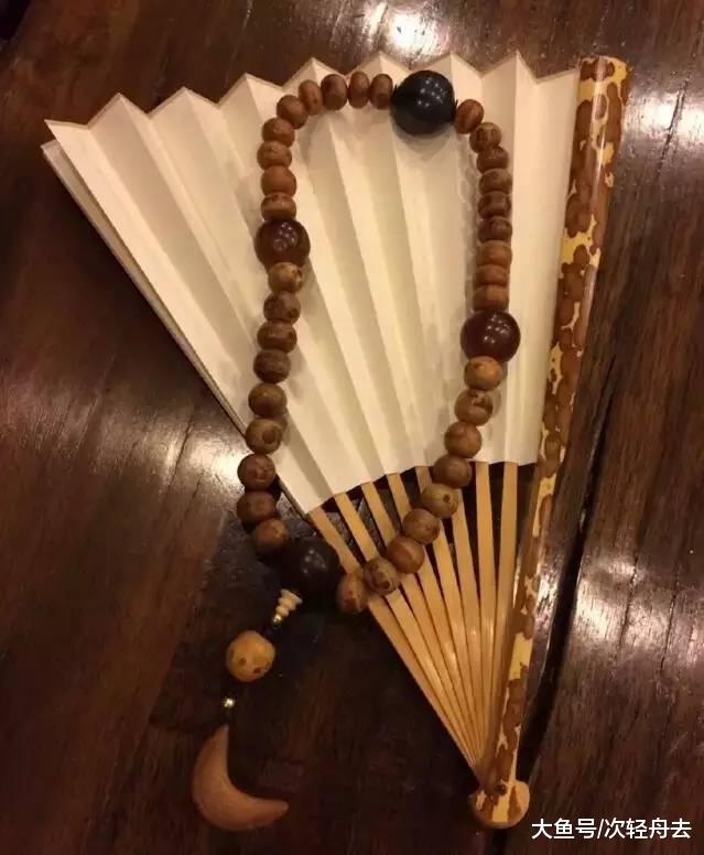 ＂德云社一家“壕气”文玩中心，让人打开眼界＂