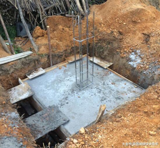 大山深处只花30万自建两层小别墅, 往后余生就是神仙眷侣般的生活