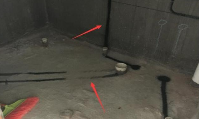 还没定位，电工就说不能施工，并且还让业主给他300块