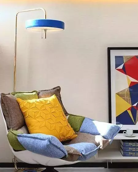 女票嫌房子小，迷你32平复式楼愣是挤出两间卧室，厉害！