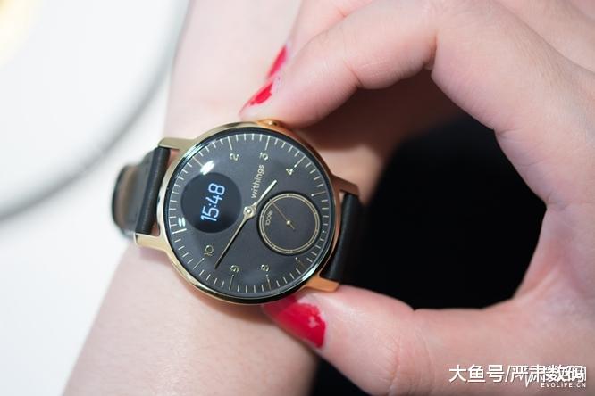 春节不带女朋友回家 带块Withings Steel HR黑金限量版也好
