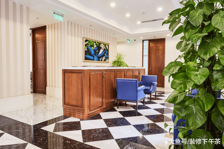 【段子】不听老人言，吃亏在眼前！让一面镜子毁了我所有财运！