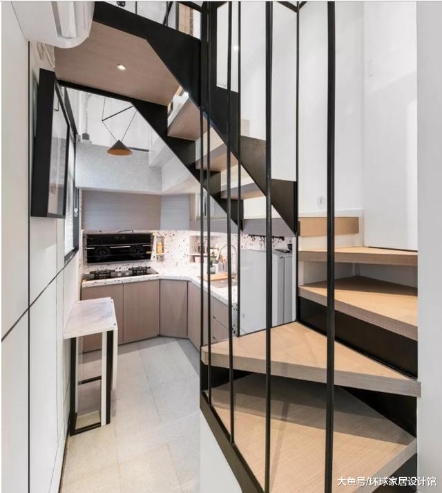 上海11㎡婚房，极限改造，变身小别墅，轻松住4口，还带室外花园