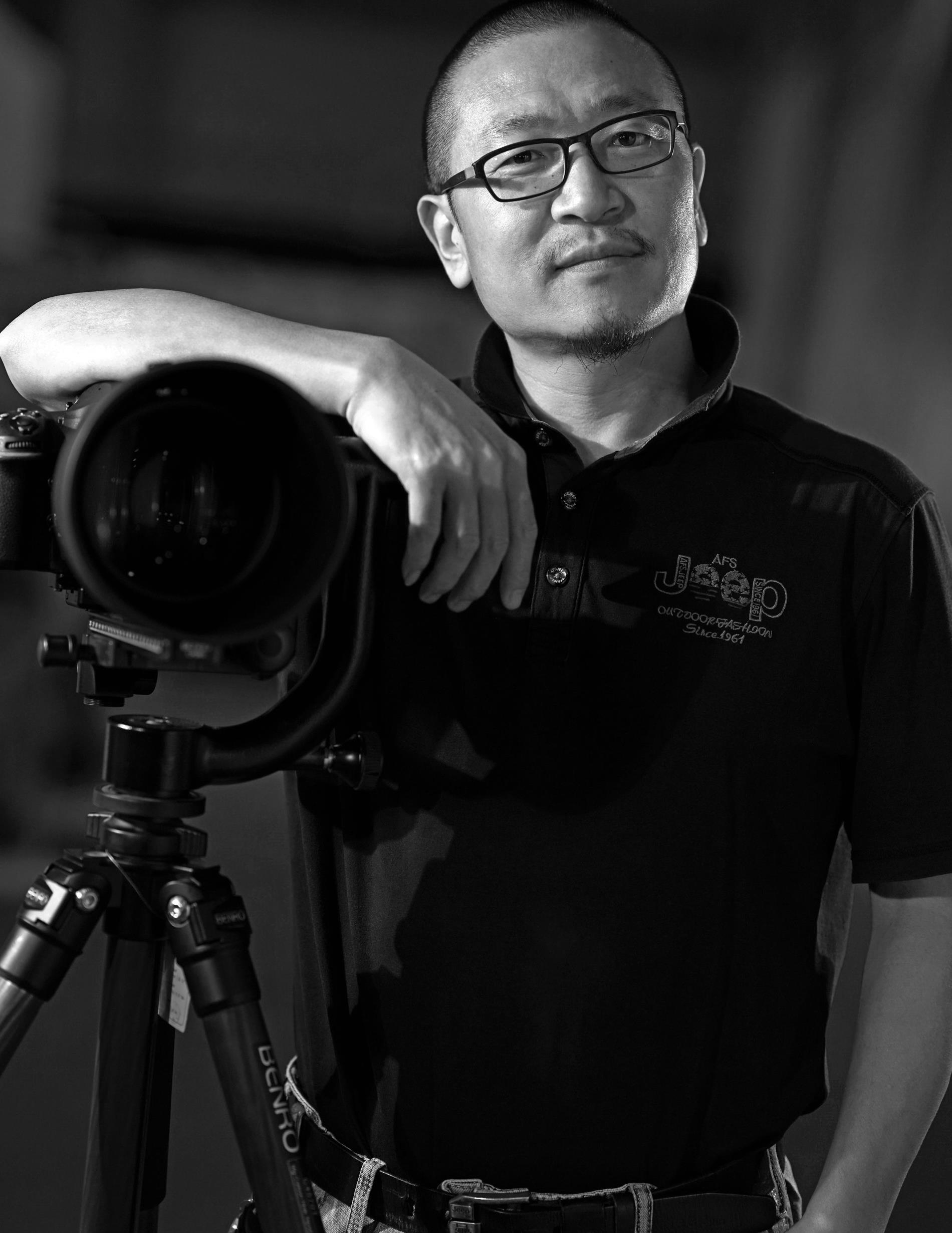 云拍云秀28年优秀商业摄影师专访——徐建峰