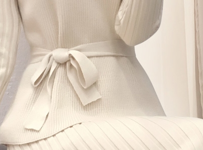 悄悄告诉你，女人都喜欢这样的秋装裙，赶紧买两件送给她