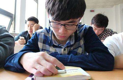 初中生想换手机，这3个理由父母毫无阻拦，屡试不爽