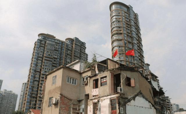 上海“最贵”钉子户，叫价上亿补偿款，33平米土地加盖4层楼