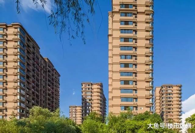 小县城的房子房价高，很多也卖不掉，究竟值得买吗？