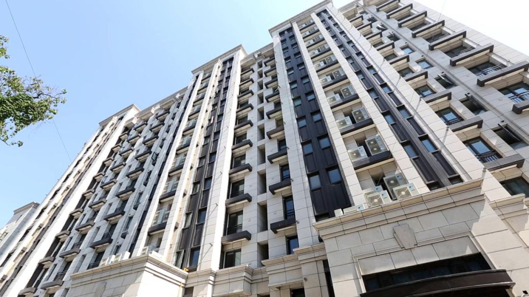 预算1000-1700万可以买长宁区内环内「虹康昭晖苑」新盘！