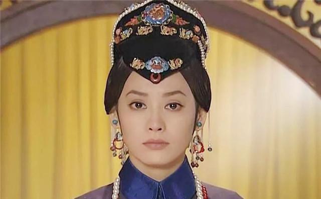 董鄂妃出身高贵，性格温柔善良，为何孝庄太后就是不喜欢她