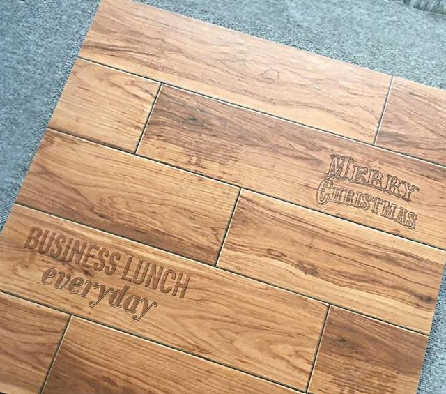 “木地板”和“木纹板”，用哪个好仅一字之差，很多人却买错