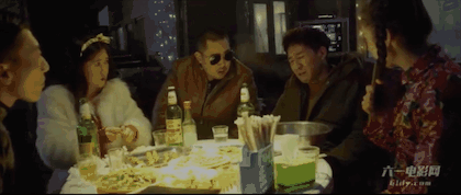 这超级烂片评分比《上海堡垒》还高，你说气不气