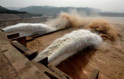 今天，又一大盆“冷水”泼向了楼市！