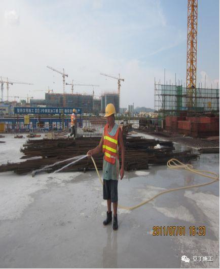 有人在建筑工地打灰打了10多年，竟然不知道混凝土澆筑標準流程！