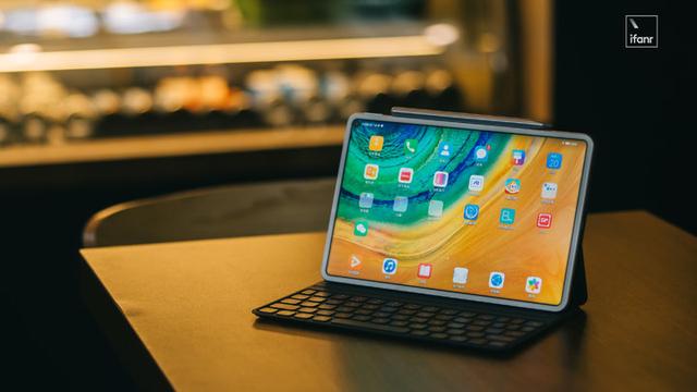 华为 MatePad Pro 评测：凭什么做第一款 Mate 系列平板？