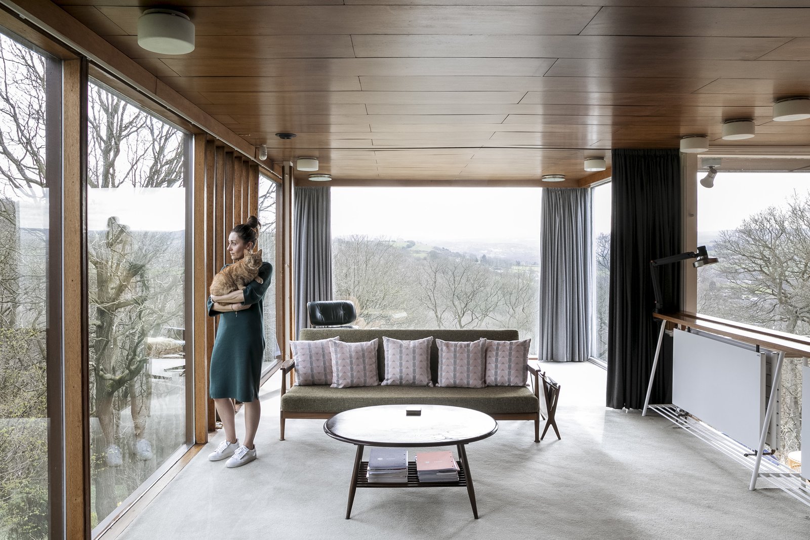 房子越住东西越多，没有储物创造储物！看看这5种能收纳的茶几