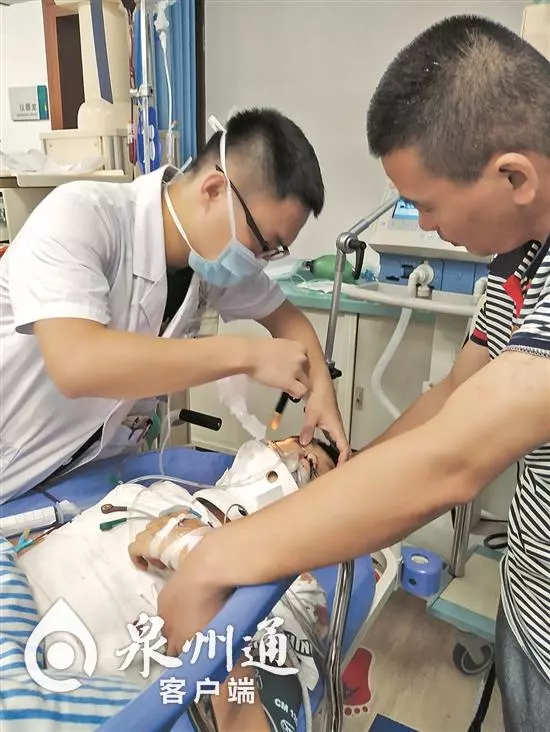 “哥哥掉下楼了”！来泉州度假，12岁男孩从四楼坠下