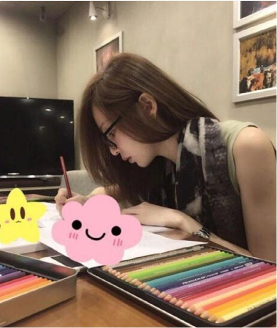 王心凌晒出在台湾住的豪宅，在家喜欢下厨做饭，一看就知是好女人