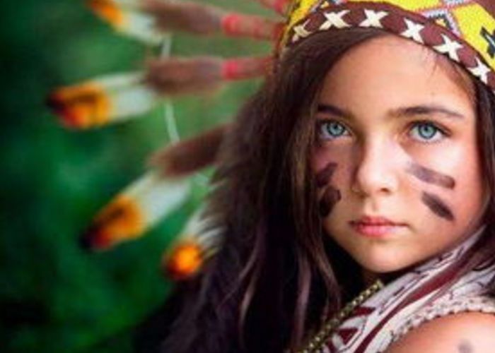 全球最安静的民族，日常从不说话，靠吃毒蛇为生