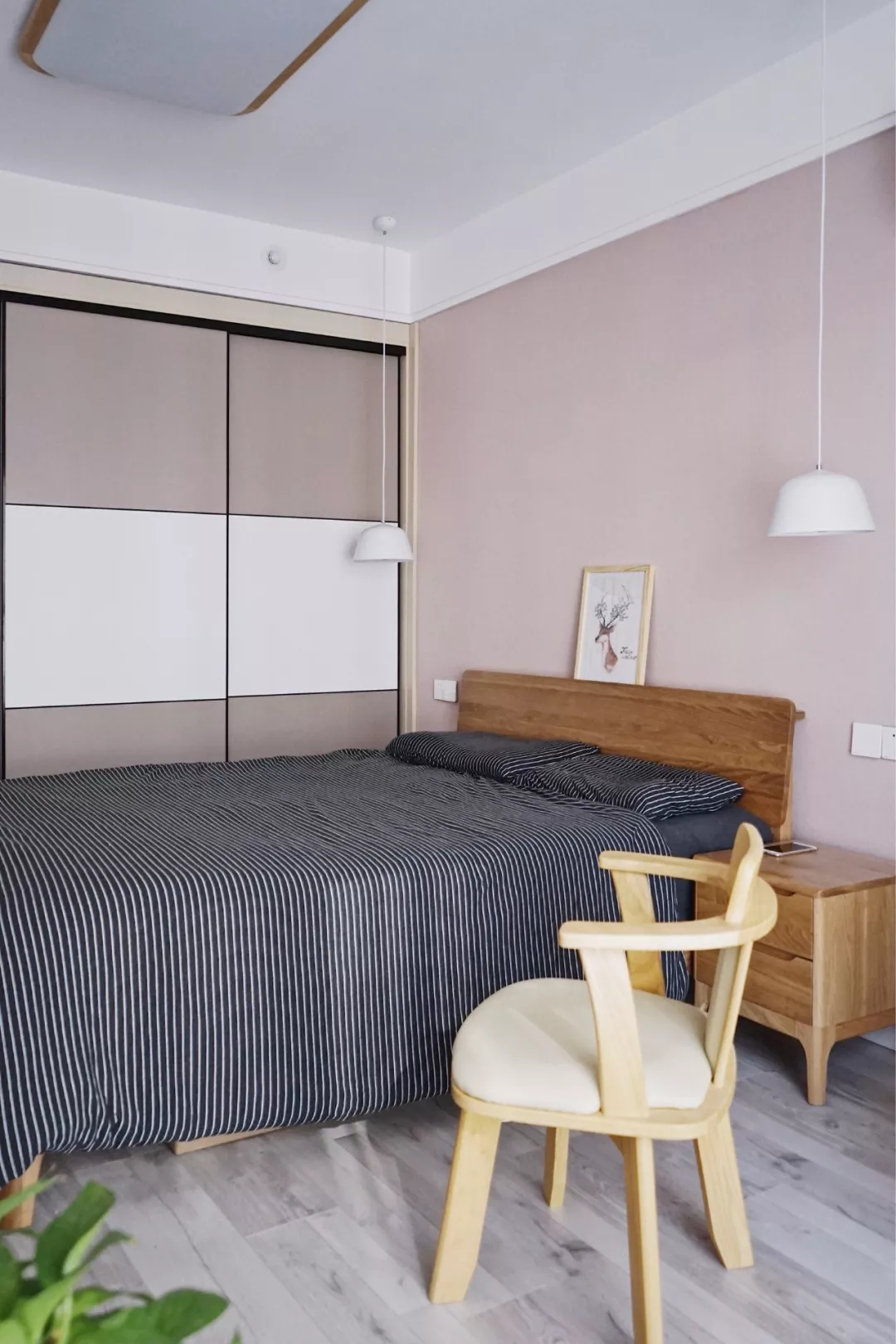 年轻人很喜欢的卧室设计案例，简约、日式和北欧风都有