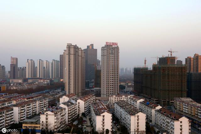 问题不是降不降价 关键的问题是 降价了房子卖给谁？