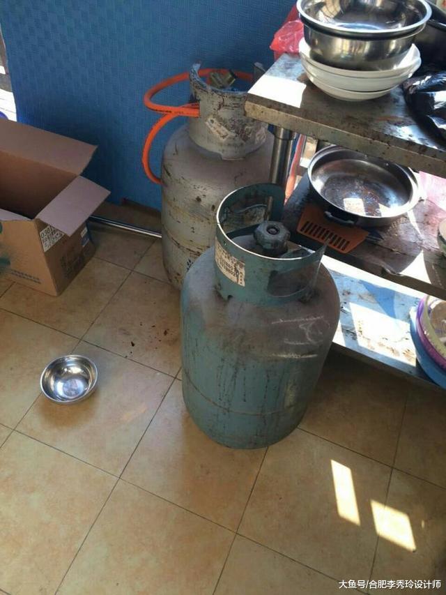 家里缺个取暖的, 牛人把煤气罐锯两刀打造成暖气炉, 网友: 心可真大!