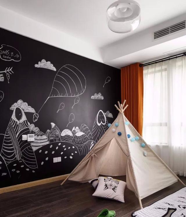 请把墙上这几平米，还给中国孩子