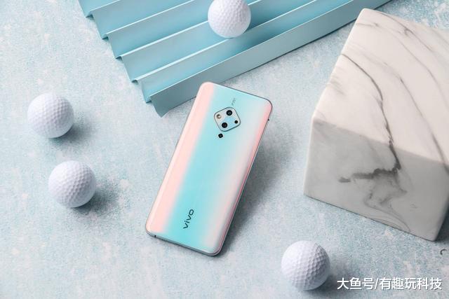 拍照跟颜值挑一个，vivo S5说：我全都要