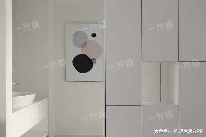 丁克夫妻裝極簡110平，看起來空無一物？原來極簡風這么燒錢