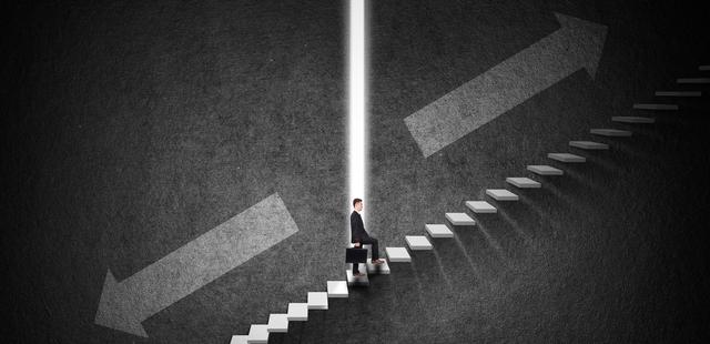 “电梯房”和“楼梯房”哪个升值空间大？网友：“楼梯房”才是宝！