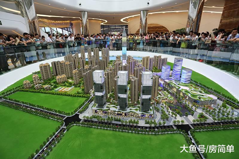 新房开盘时“人山人海”，真有那么多人买？内行人“9字”回应