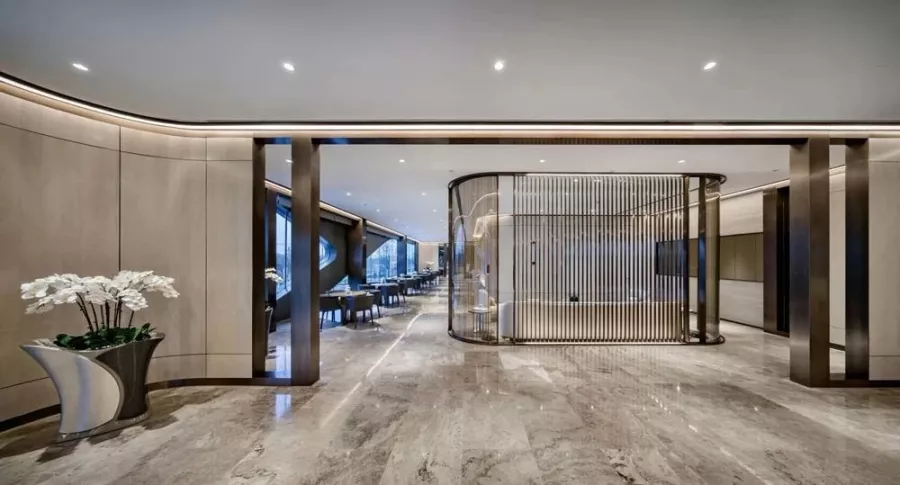 从建筑、景观、室内、软装四位一体的整体化全方位售楼中心设计