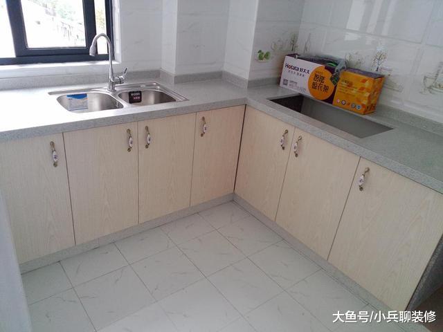 5万简装的新房，租出去一个月3000，感觉还是挺赚钱的！