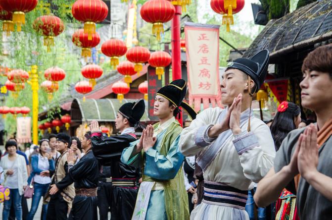 游宋城, 回宋朝, 看繁华盛景花灯如昼
