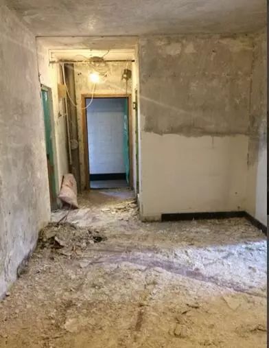 结束大城市的租房日子，重装农村的小平房，虽然简陋但舒适多了