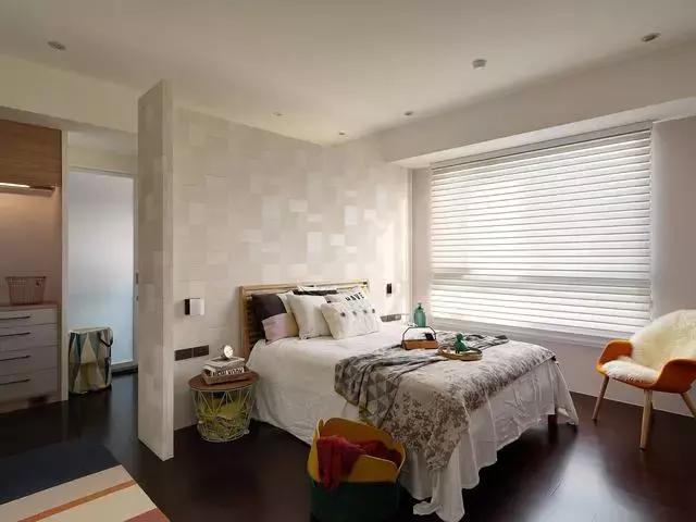 101平唯美北欧风三居室，大量木质元素+文化砖墙，轻松又惬意