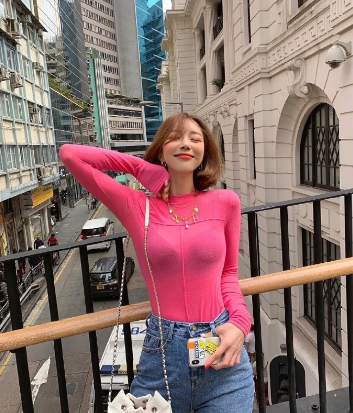 穿衣搭配|只要够丰满,短发女生照样可以展现无限魅力