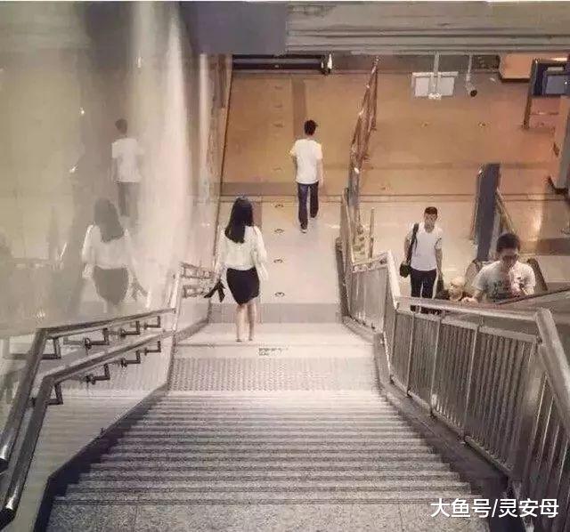 “骂我可以，不要扣我工资”，这句话一夜爆红，把无数人的心扎成筛子