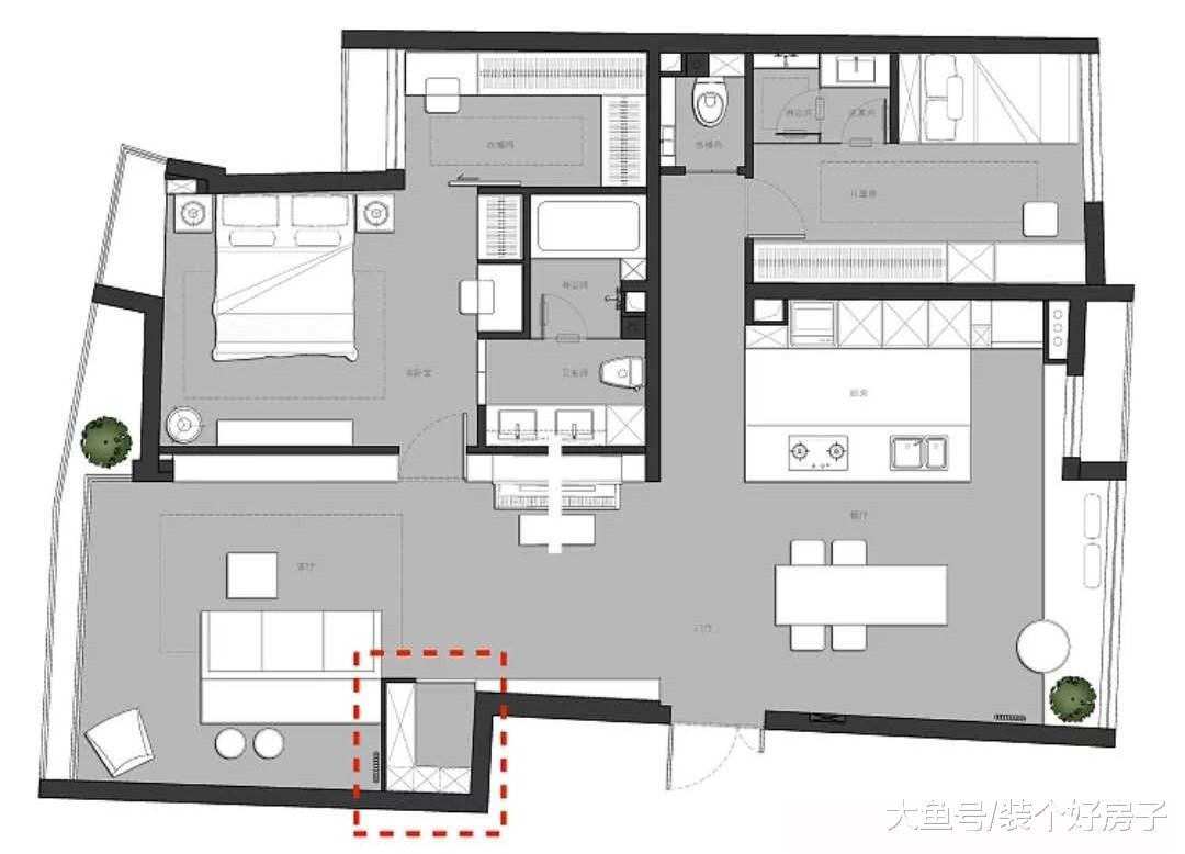 客厅容纳衣帽间，餐厅兼做办公桌，这个130㎡三口之家高效又舒适！