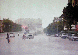 爆笑GIF：我真不是炫富，我只是想告诉你们我也有车